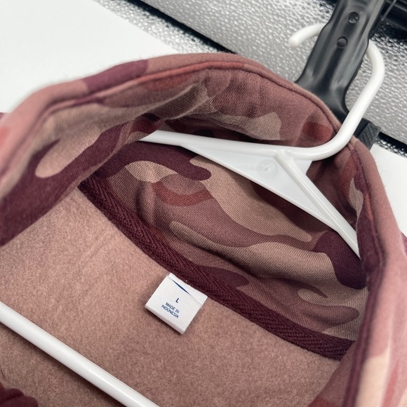 New Old Navy Fleece Jacket Large Camo Pullover 1/4 Zip Purple pink large - Picture 2 of 5